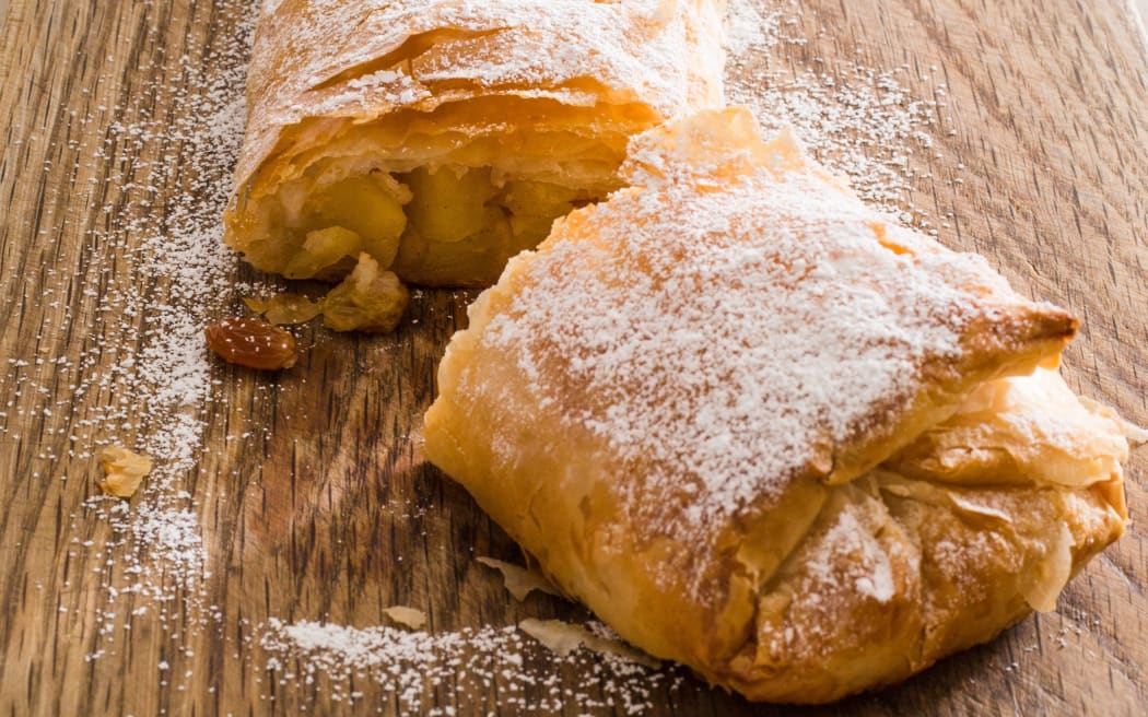 Apple strudel
