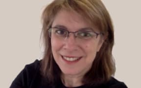 Photo of Dr Elizabeth Englander