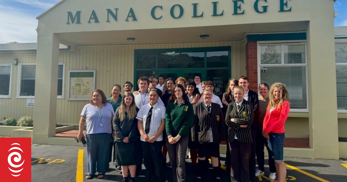 Mana College students raise tens of thousands for school's first Europe trip - Vimarsana News