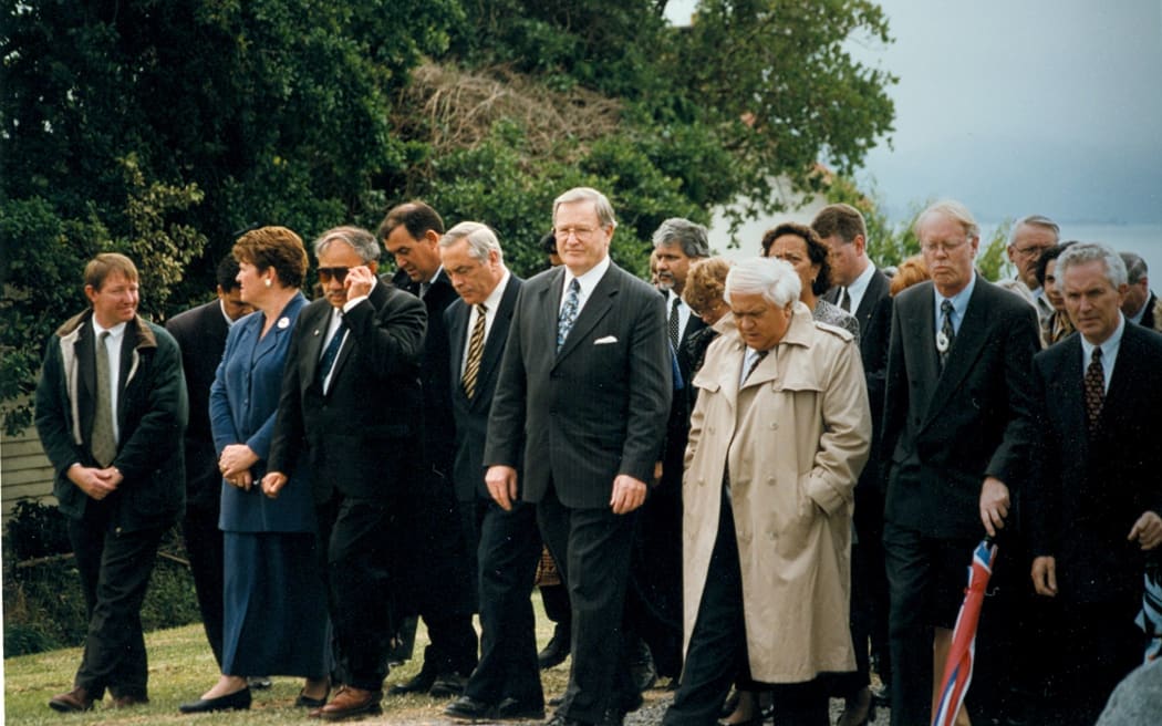 Signing of the Deed of Settlement Kaikoura 21 Nov 1997