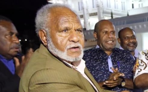 Papua New Guinea's Madang Governor Peter Yama left with the Governor of Indonesia's Papua province, Lukas Enembe in Jayapura. October 2018