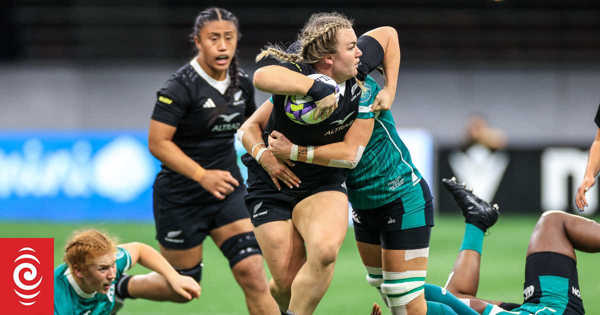 Black Ferns suffer shock loss to Ireland | RNZ News
