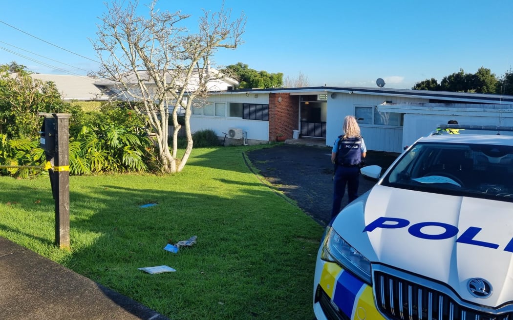 Police at a house on Bleakhouse Road, Mellons Bay, where shots were fired on Wednesday 25 May.