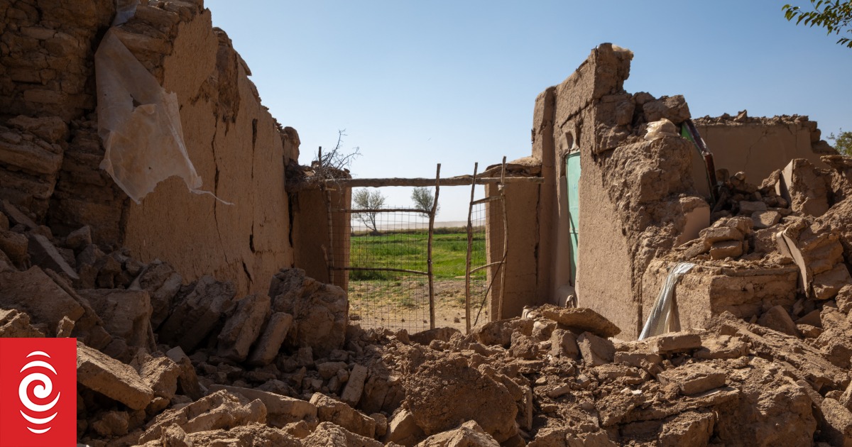 Afghanistan earthquake: More than 1000 dead as villagers dig for survivors - Vimarsana News