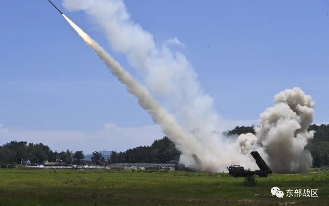 The Chinese Army on Thursday conducted long-range live-fire drills targeting designated areas on the eastern part of the Taiwan Strait.