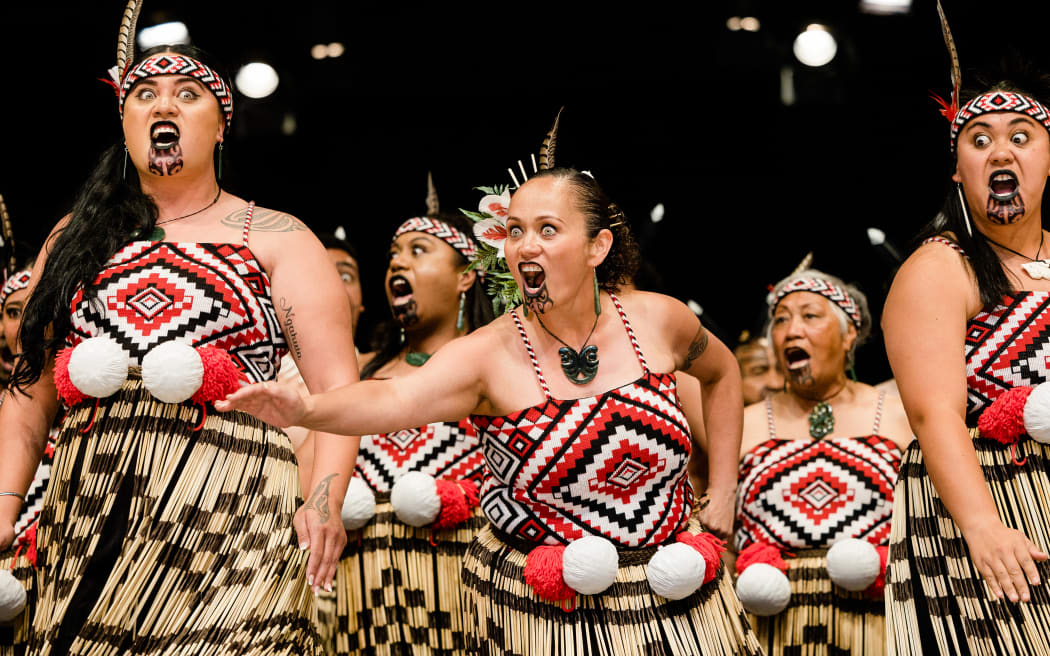 Kapa haka groups from across Australia compete to qualify for Te