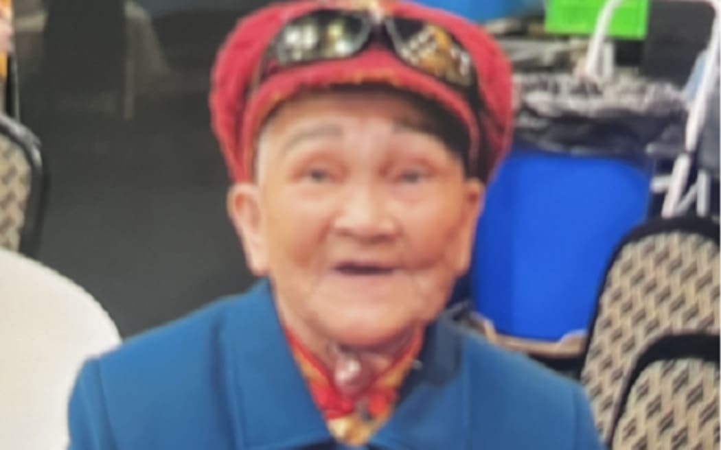 Police are seeking the public’s assistance in locating 78-year-old woman Yamei Chen who has been reported missing. Yamei was last seen at her home on Moncrieff Avenue in Clendon, at around 10am yesterday Sunday 18 August, 2024.
