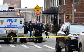 FBI agents and the NYPD cordoned off an area near Gracie Mansion in Manhattan's Upper East Side on Sunday.