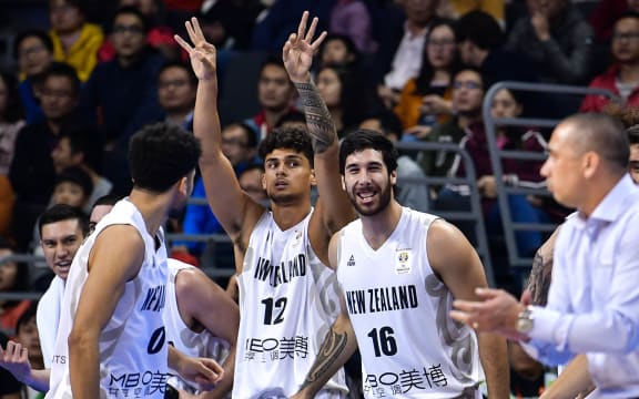 Dan Fotu (centre) made his debut for the Tall Balcks last year.
