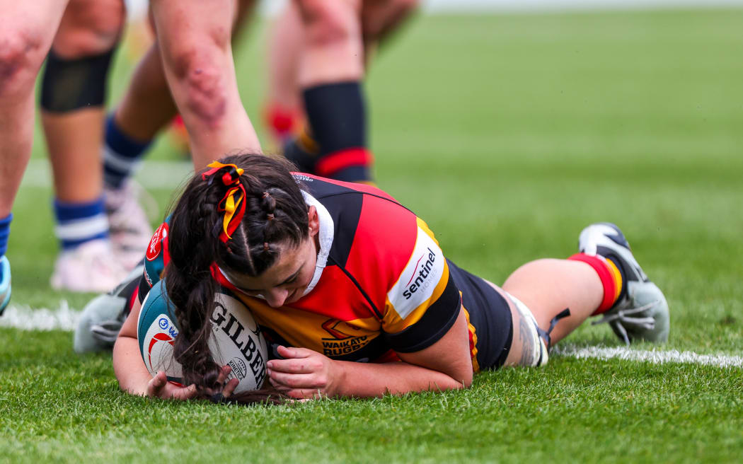 Waikato's Mia Anderson scores a try at the Waikato Heat VS Auckland Storm FPC match at FMG Stadium, Hamilton, New Zealand on 28 September 2024.