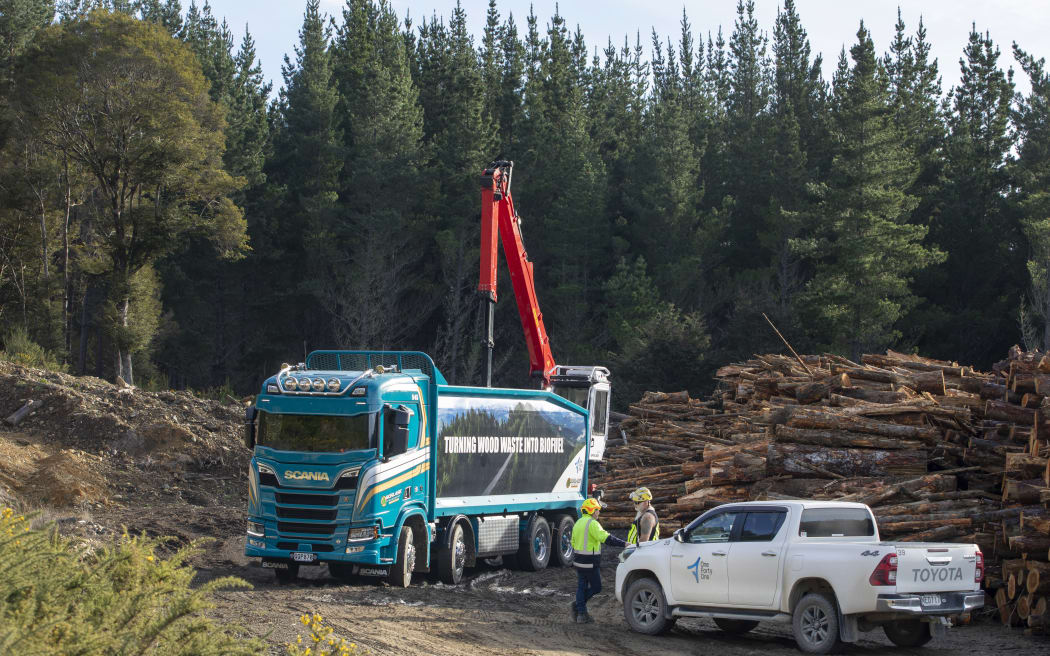 New binwood biofuel truck for OneFortyOne NZ Forests at Wakefield near Nelson.