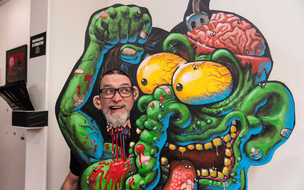 Lance Lones at the Skullduggery Art Show in Wellington