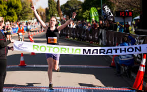 Alice Mason wins the 2019 Rotorua Marathon.