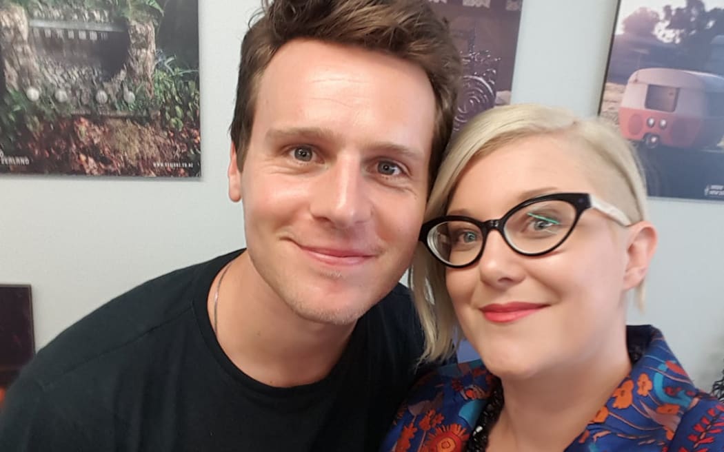 Jonathan Groff, Zoe George.