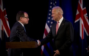 US Vice President Joe Biden shakes hands with Foreign Affairs Minister Murray McCully. 20 July 2016.