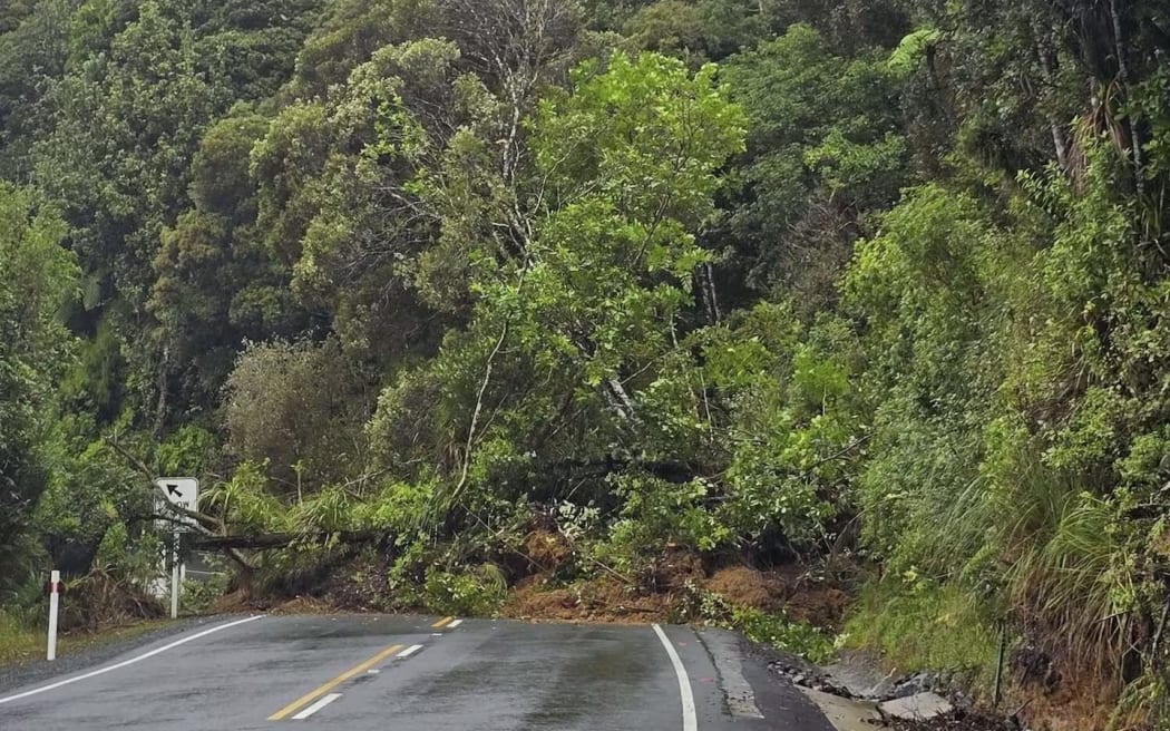 Mangamuka Gorge slip.