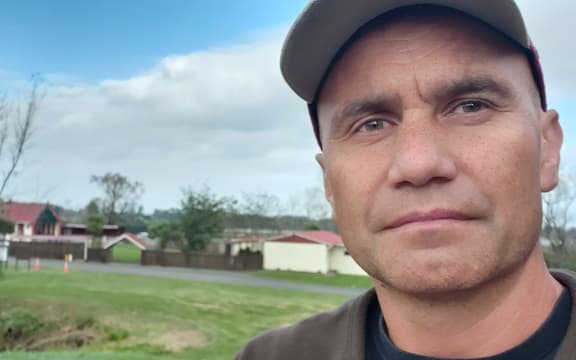Ngairo Eruera stands in front of Te Rereatukāhia marae, two kilometres south of Katikati.