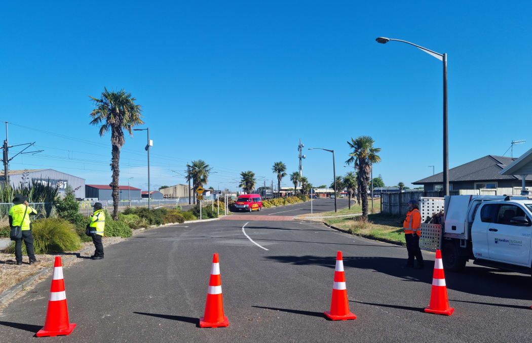 hamilton-s-frankton-train-station-cordoned-off-after-accident-rnz-news