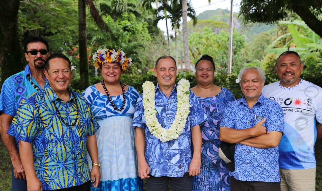 (L-R) George George Williamson, Bishop Tutai Pere, Maru Mariri, Hon.Mark Brown, Makiroa Mitchell, Makiuti Tongia and Sam Napa.