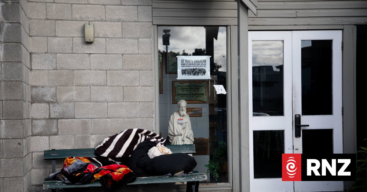 People 'unwell' and 'unravelling': 'Bad batch' of synthetic cannabis hits Wellington's Newtown