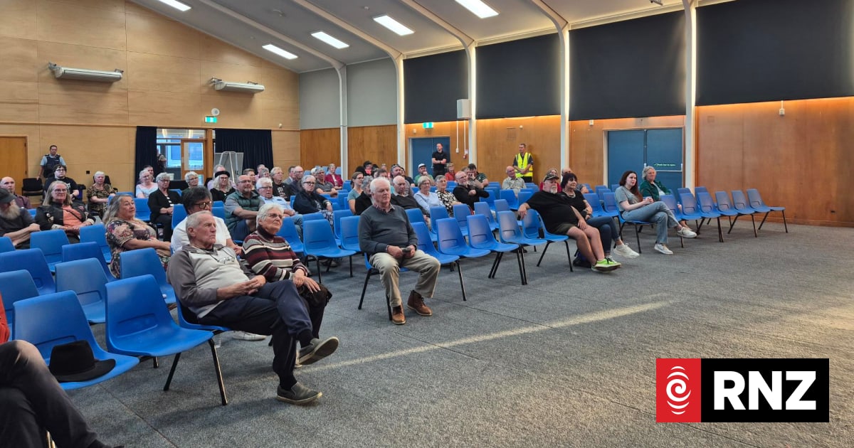 Wairarapa candidates grilled on vaping, housing, meth and water storage