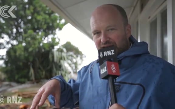 True force of waves shown in tiny settlement of Fox River
