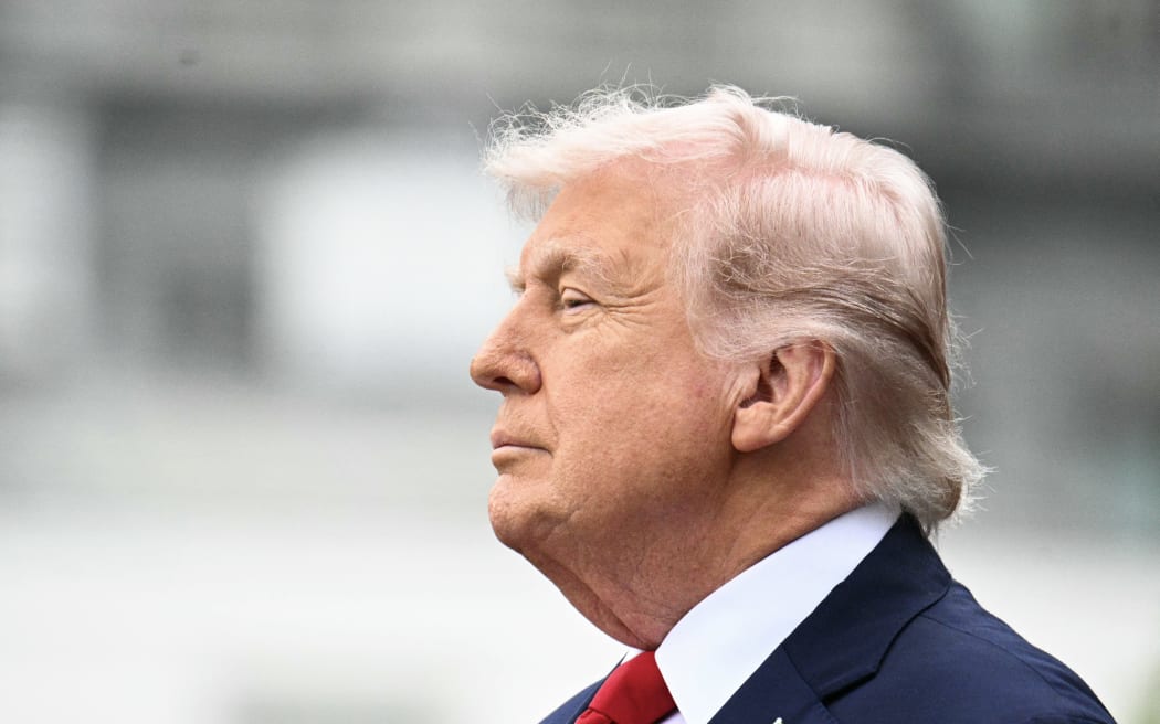 US military commander to brief Trump on new military options against Iran, Axios reports  www.rnz.co.nz