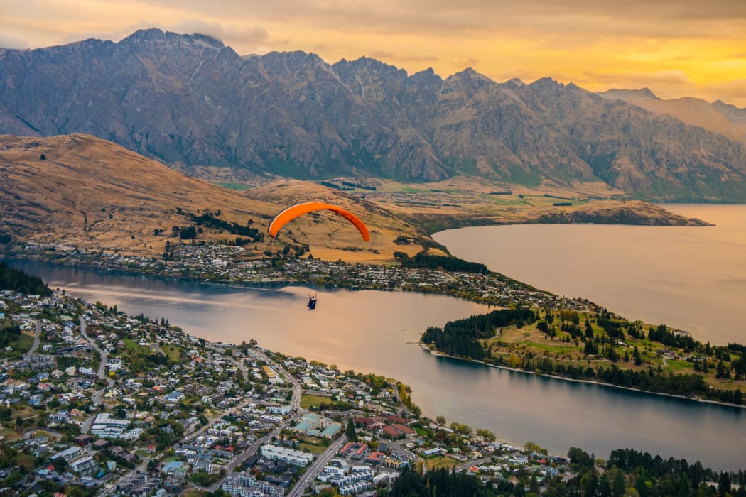 Paragliding over Queenstown and Lake Wakatipu.