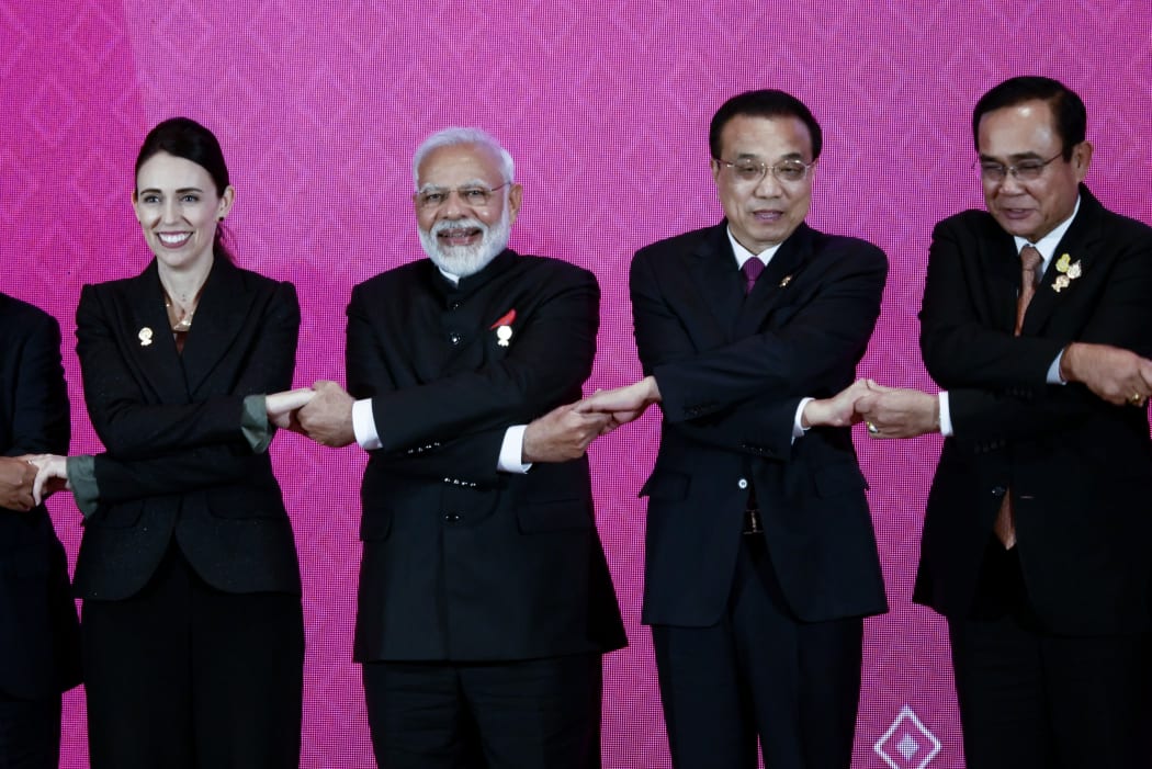 ASEAN leaders (L to R) Prime Minister Jacinda Ardern, Indian Prime Minister Narendra Modi, Premier of the State Council of the Peoples Republic of China Li Keqiang and Thailand Prime Minister Prayut Chan-o-Cha pose for a photo.