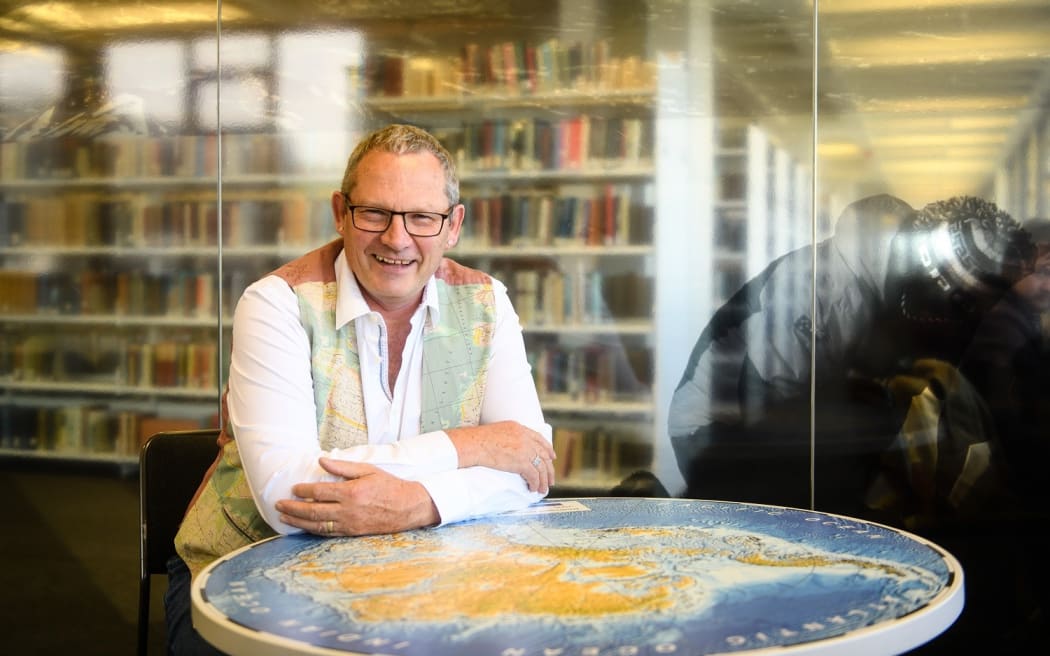 Professor James Renwick, winner of the 2018 Prime Minister's Science Communication Prize.