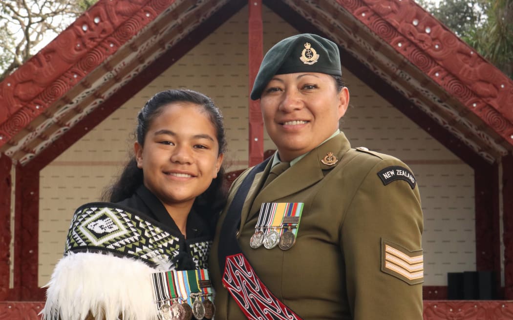 Leigh Albert and her daughter Manea.