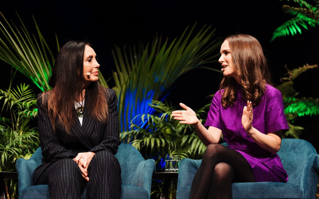 Moana Maniapoto and Natalie Portman at a panel discussion of women's sports in Auckland on 14 August 2023.