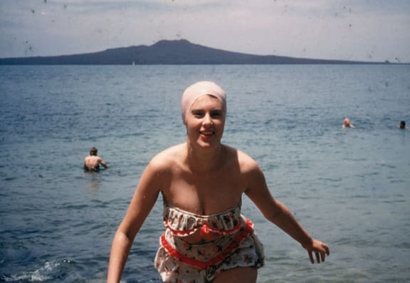 4p4h4gw gallery image 19933