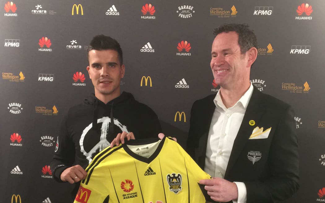 30 year old Serbian striker Andrija Kaludjerović has signed a one year deal with the Phoenix.
