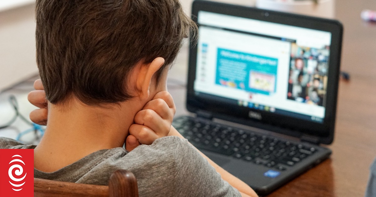 Do teens need to learn to type for online exams?