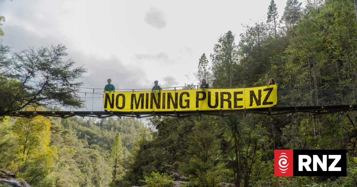 Forest & Bird calls on government to change bill that could open Coromandel up to mining