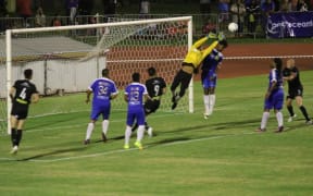 Team Wellington kept the opposition keeper busy against Hienghène Sport in Koné.