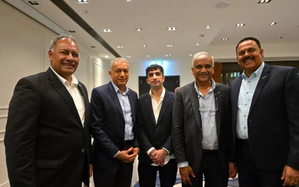 Fiji's Minister for Foreign Affairs and Trade Sakiasi Ditoka, left, with members of the Fiji New Zealand Business Council.