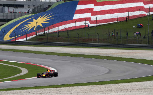 George Russell closes in as F1 leader Kimi Antonelli seeks response in ...