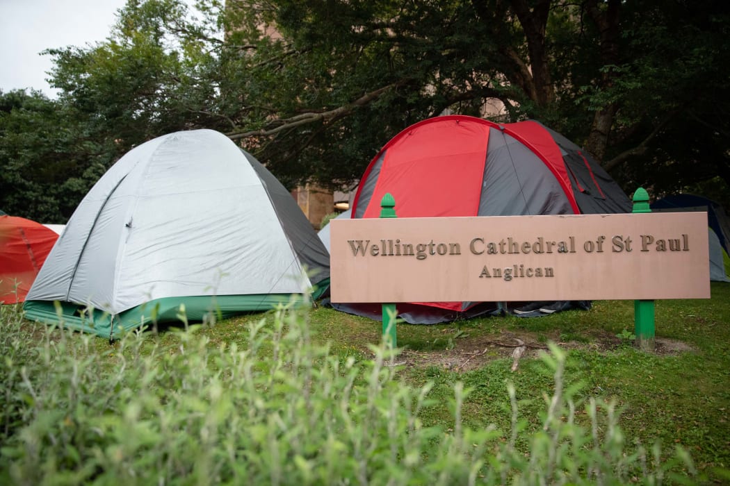 Anti-mandate protesters camped out at Wellington's St Paul Anglican Cathedral