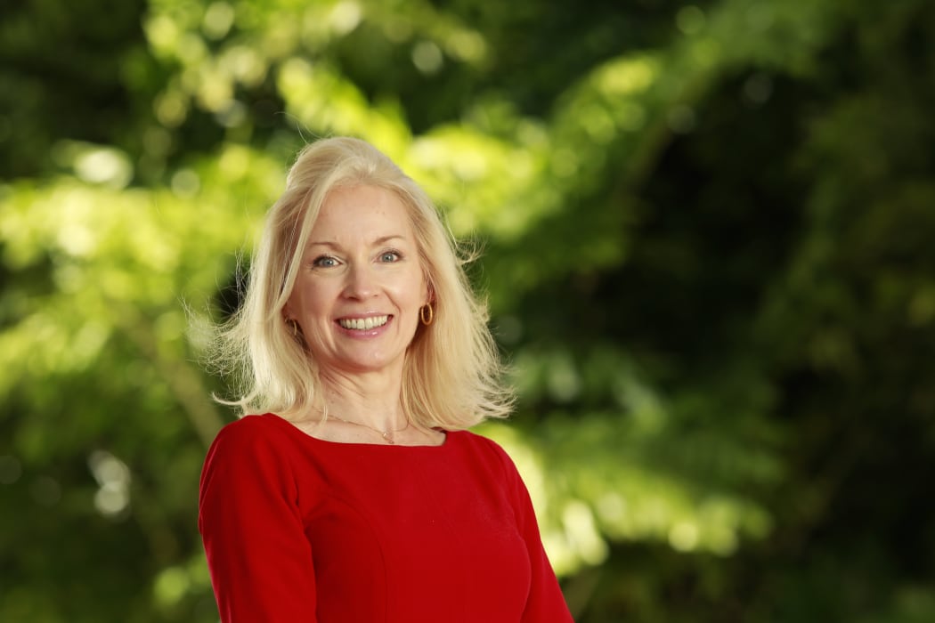 Music Therapy professor Shannon de l'Etoile