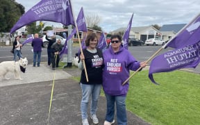 About 30 nurses picketed outside Thames Hospital on Wednesday.