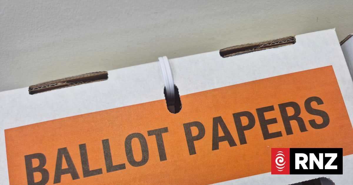 'I definitely didn't get an email': Expat fears overseas voters don't know about enrolment deadline