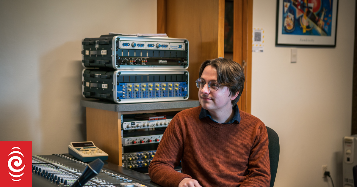Shortland St music writer wins national choral music comp | RNZ