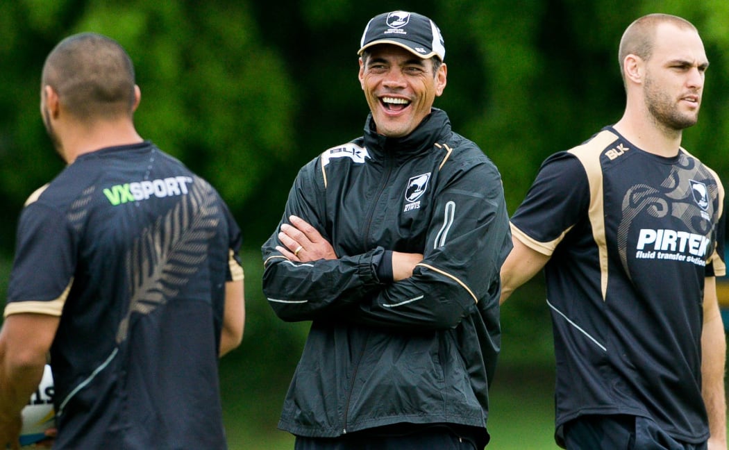 The Kiwis' playmaker Thomas Leuluai, coach Stephen Kearney and captain Simon Mannering during the captains run.