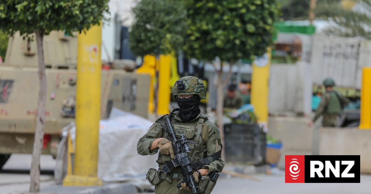 Israeli forces kill four members of Palestinian family after opening fire on car