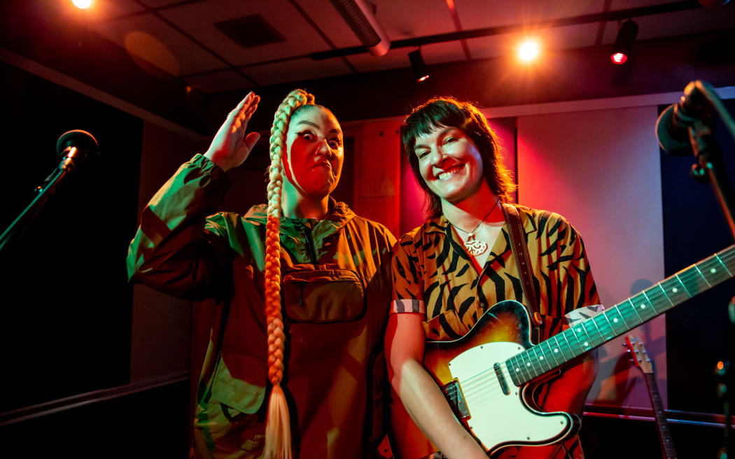 Jen Cloher and Theia