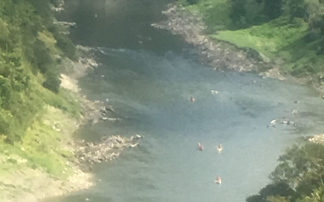 Canoeists on the Whanganui River. After paddlers tested positive, the Department of Conservation has closed the Whanganui Journey because of concerns for visitors and vulnerable rural communities.