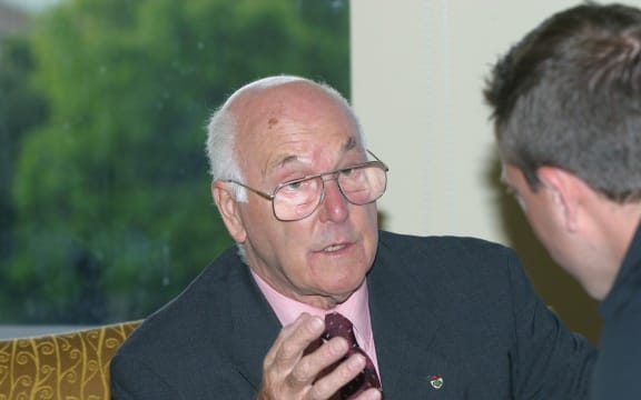 F1 commentator Murray Walker in Auckland in 2002.