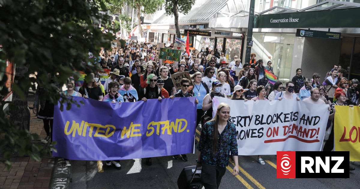 Puberty blocker restrictions for gender-diverse youth overturned by High Court
